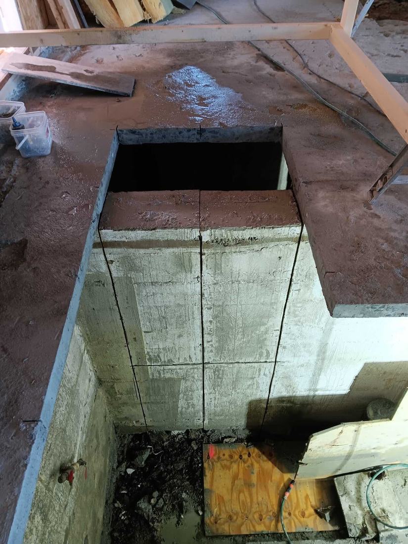 Presis åpning skåret i betongtak